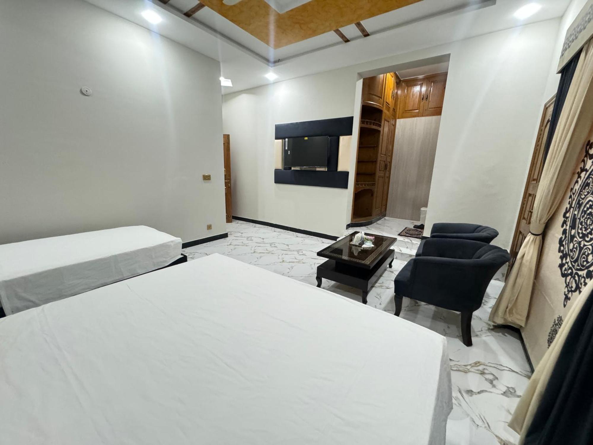Royal Executive Inn Guest House Islamabad Buitenkant foto