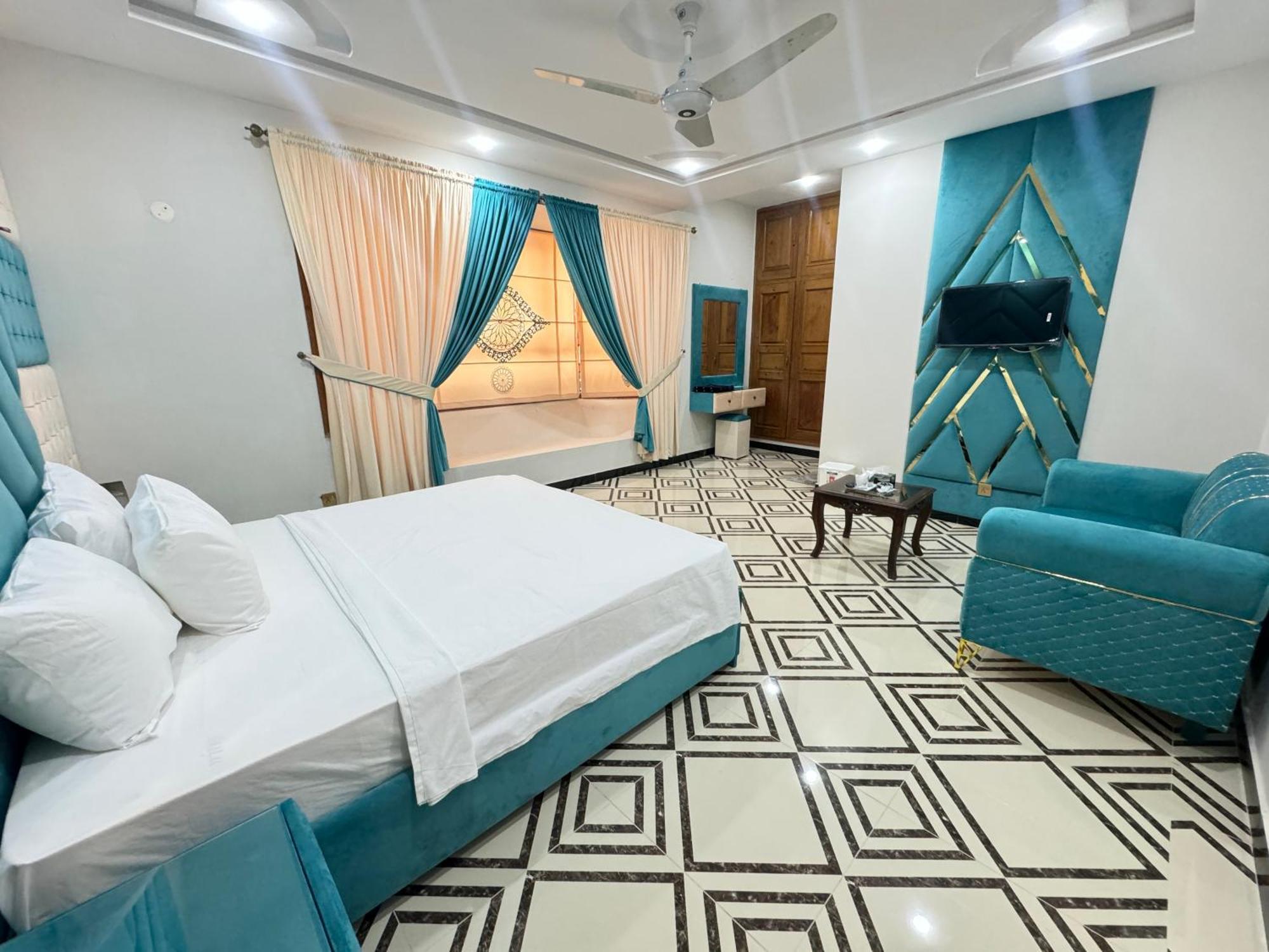 Royal Executive Inn Guest House Islamabad Buitenkant foto